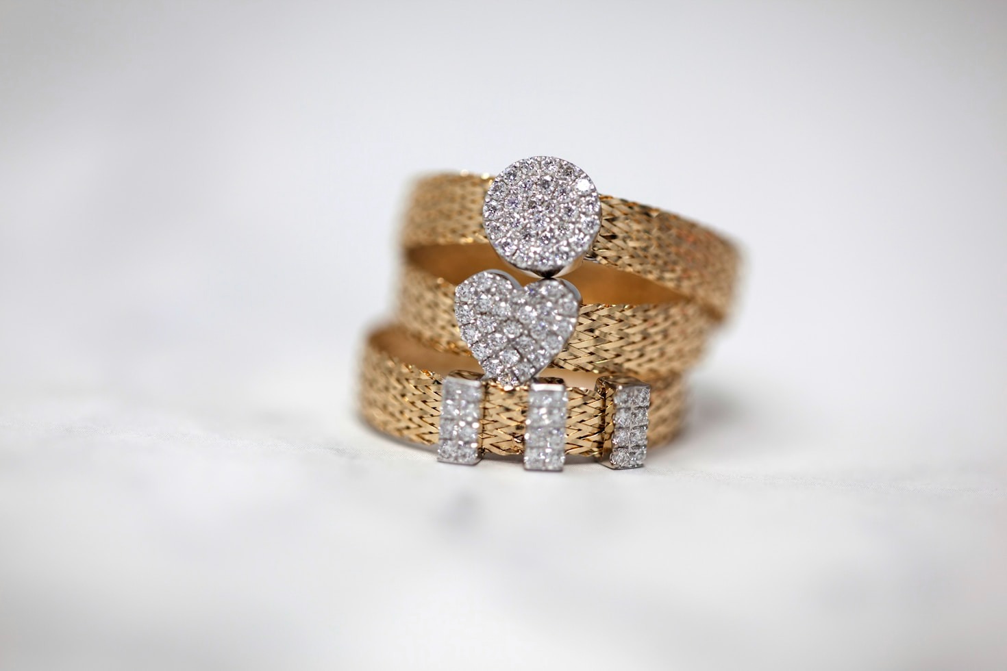 Exploring the Fusion of Art and Jewelry